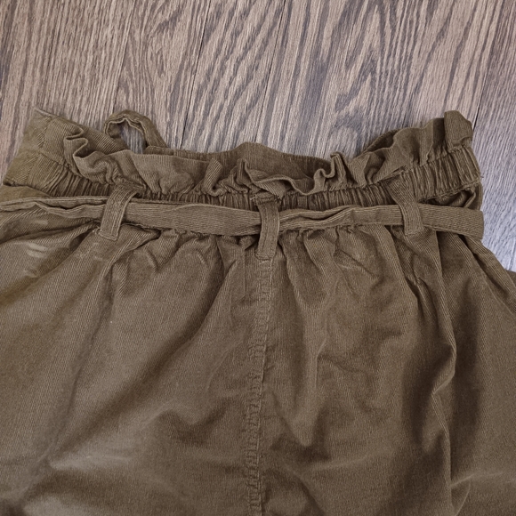 American Eagle, light weight, cropped corduroy Wide legged pants, size small - Picture 5 of 11